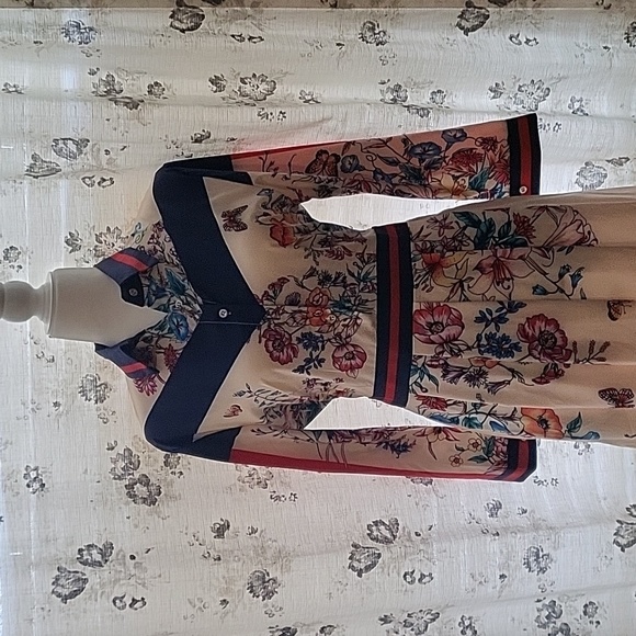 Dresses & Skirts - Dress